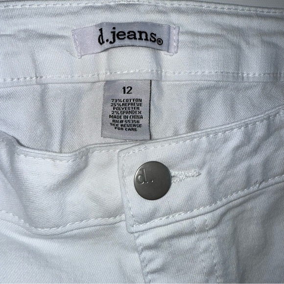 d. jeans Woman’s Skinny White Jeans size 12 ankle pants frayed edge - Picture 2 of 9